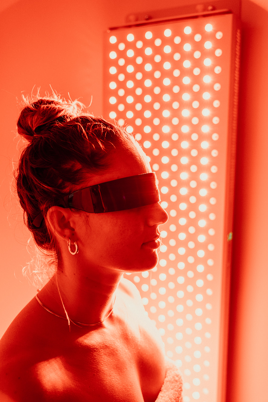 Why to Add Red Light and Salt Therapy to Your Sauna Sessions